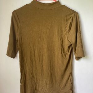 A new day size small short sleeve mock turtleneck, new with tags